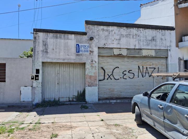 Local comercial · 104m² · 3 Ambientes · 5 Cocheras