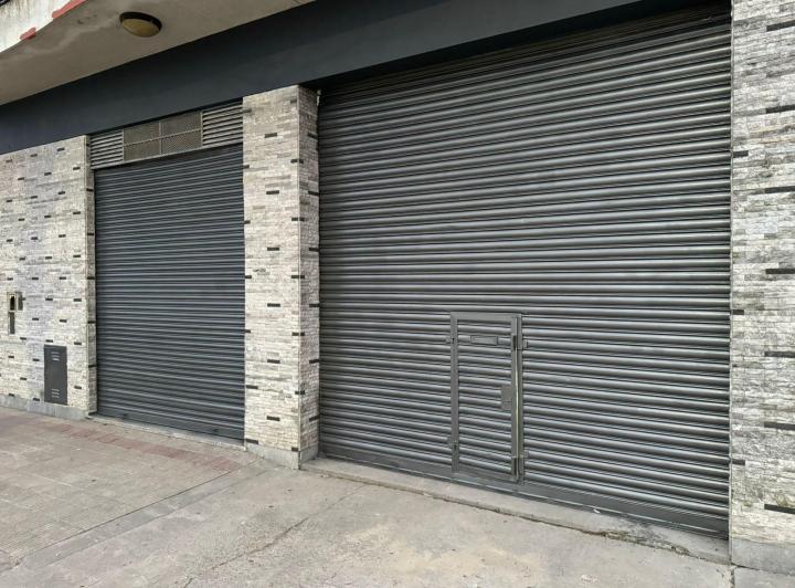 Local comercial · 200m²