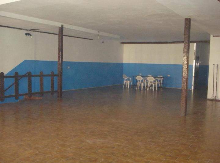 Local comercial · 280m² · 4 Ambientes