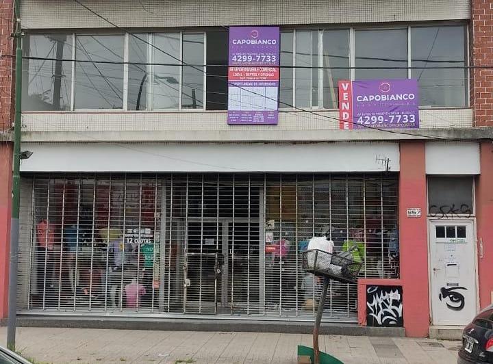 Local comercial · 737m²