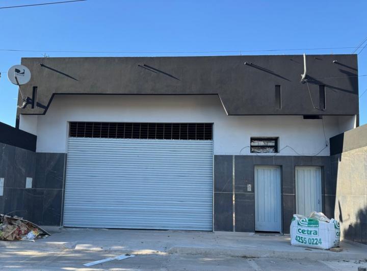 Local comercial · 300m²