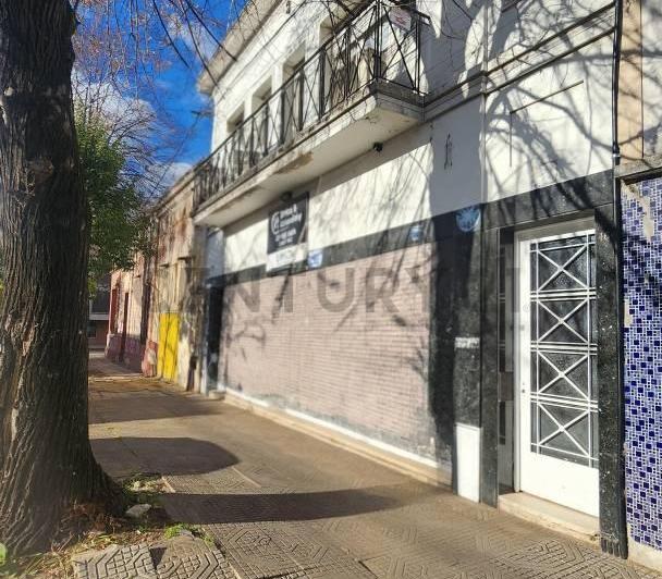Local comercial · 320m² · 3 Dormitorios