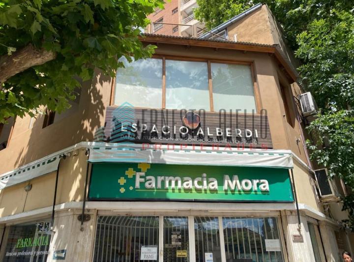 Local comercial · 455m² · 6 Ambientes
