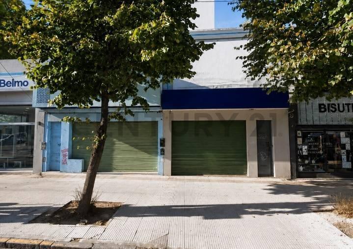 Local comercial · 466m²