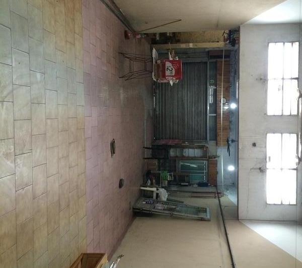 Local comercial · 222m²