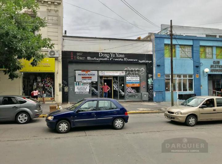 Local comercial · 268m²