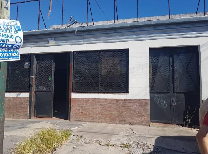 Local comercial · 176m²