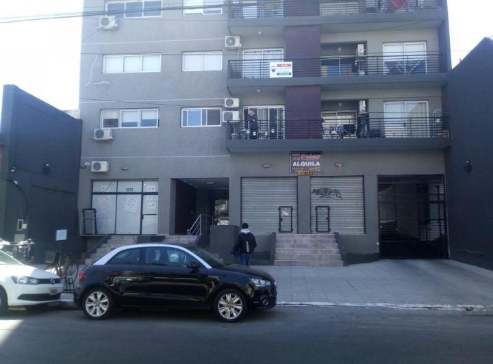 Local comercial · 54m²