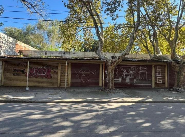 Local comercial · 238ha