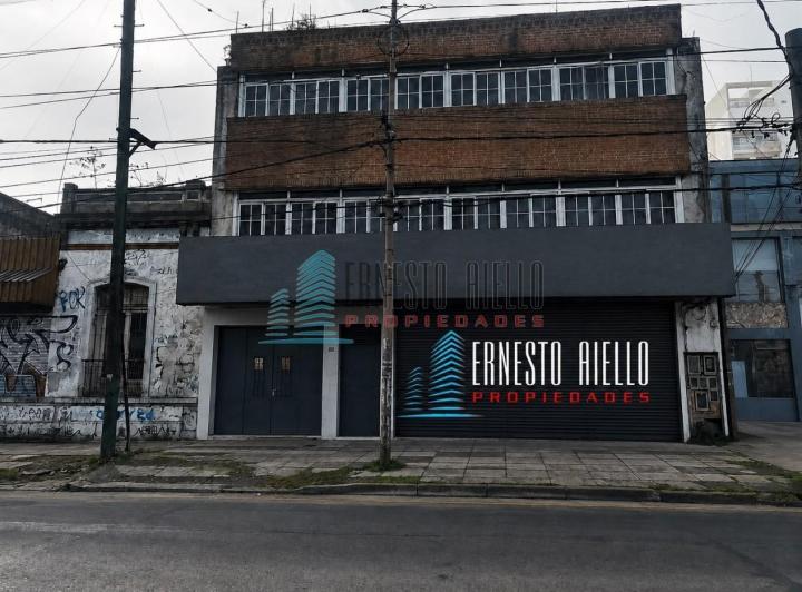 Local comercial · 360m²