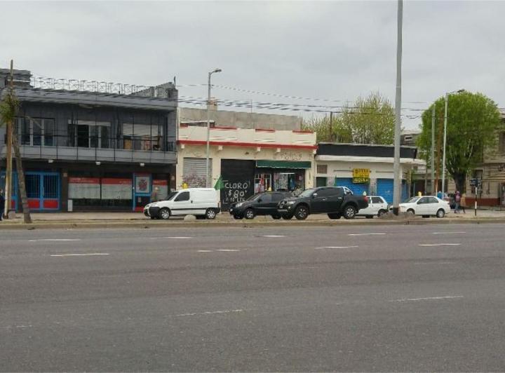 Local comercial · 200m² · 1 Ambiente