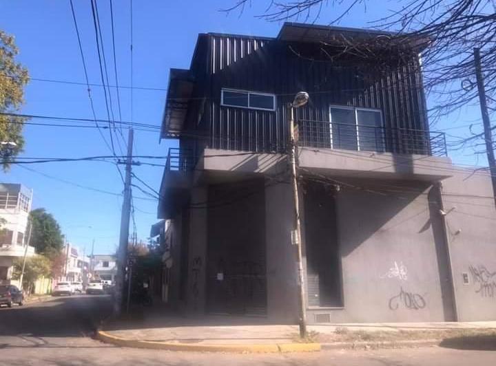 Local comercial · 1m²