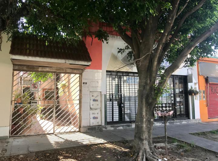 Local comercial · 130m² · 6 Ambientes