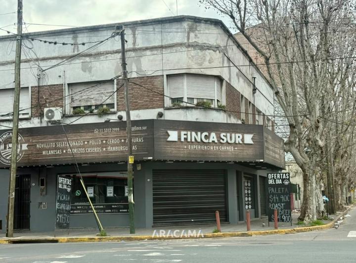 Local comercial · 150m²