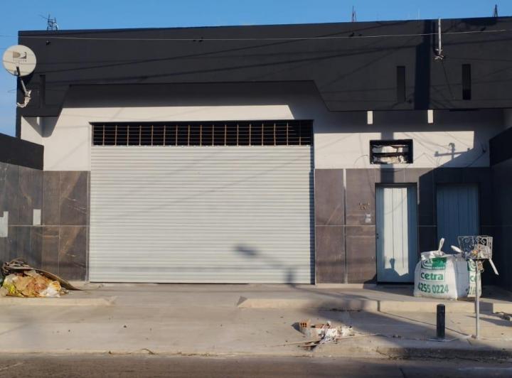Local comercial · 300m²