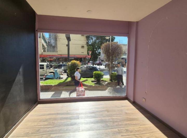 Local comercial · 18m²