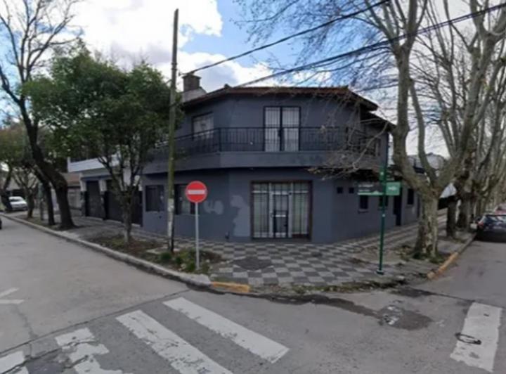 Local comercial · 200m²