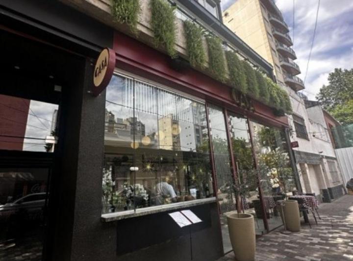 Local comercial · 105m²