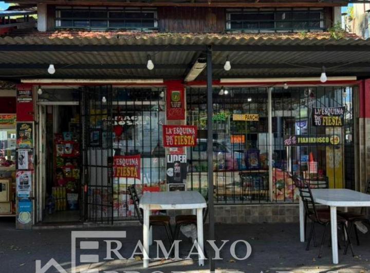 Local comercial · 100m² · 1 Cochera