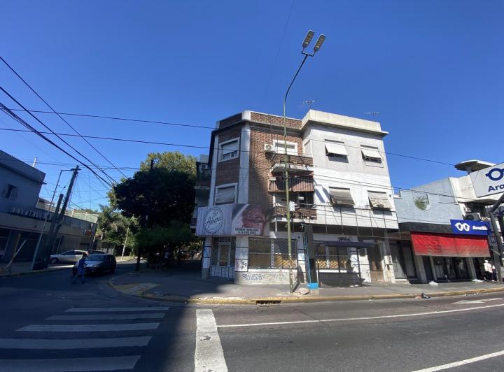 Local comercial · 380m²