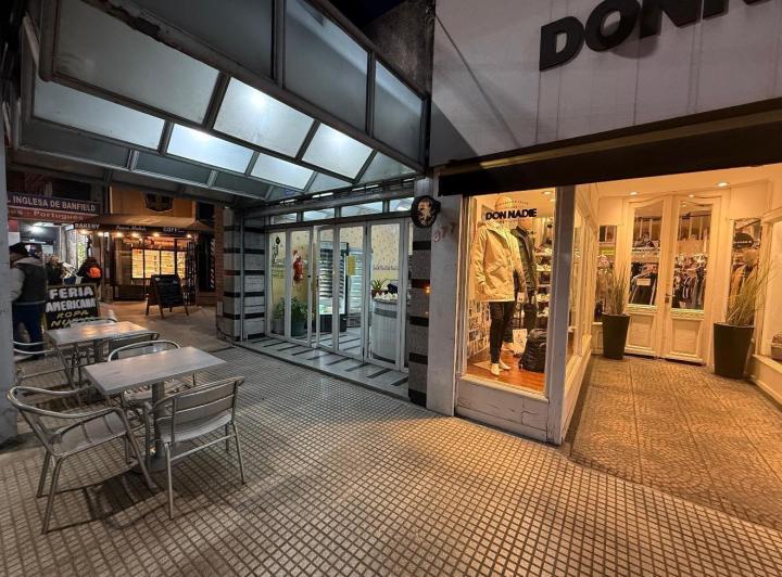 Local comercial · 87m²