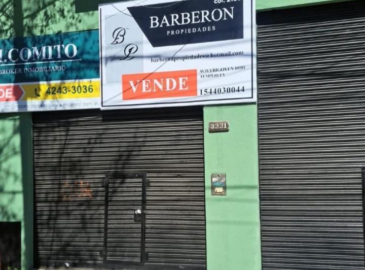 Local comercial · 157m²