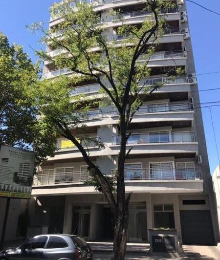 Local comercial · 82m² · 1 Ambiente