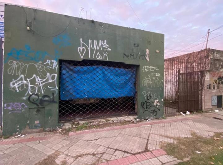 Local comercial · 380m²
