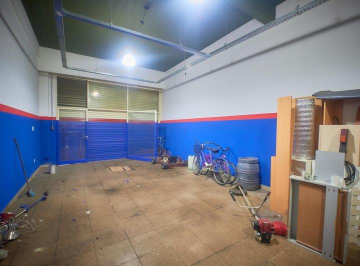 Local comercial · 73m²