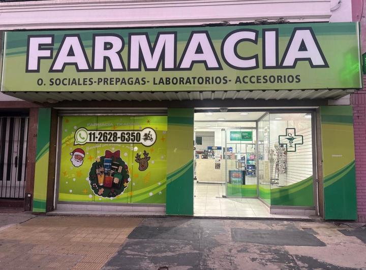 Local comercial · 243m²