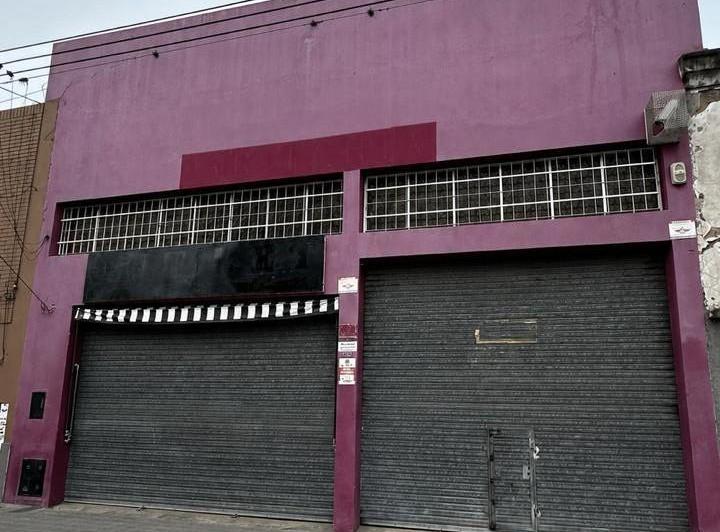 Local comercial · 400m² · 3 Ambientes · 1 Cochera