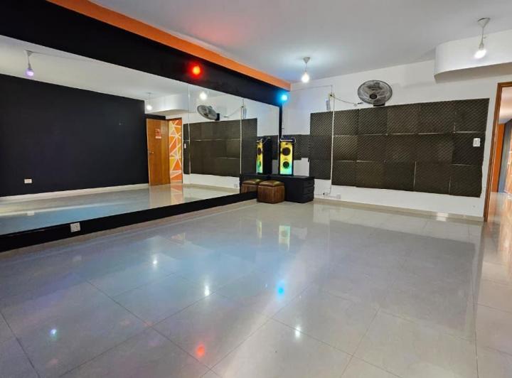 Local comercial · 67m² · 2 Ambientes