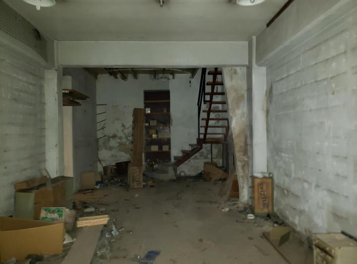 Local comercial · 268m²