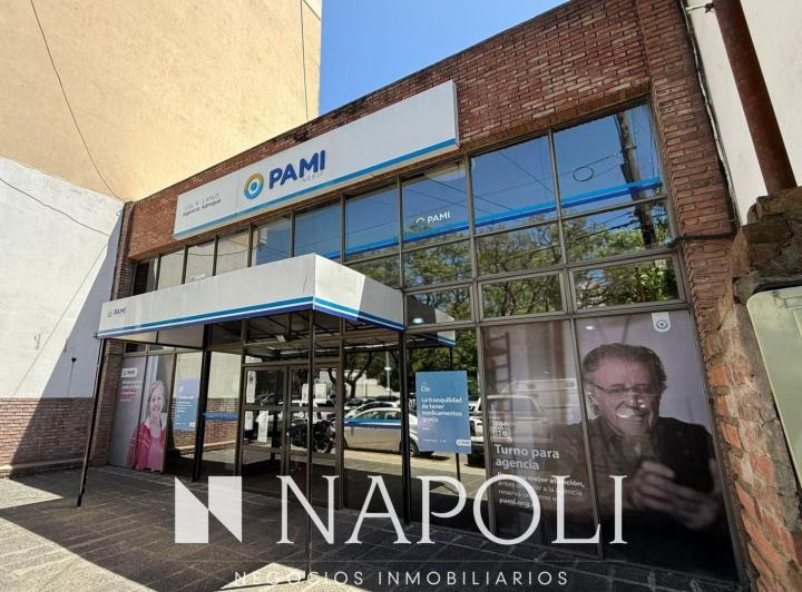 Local comercial · 300m²