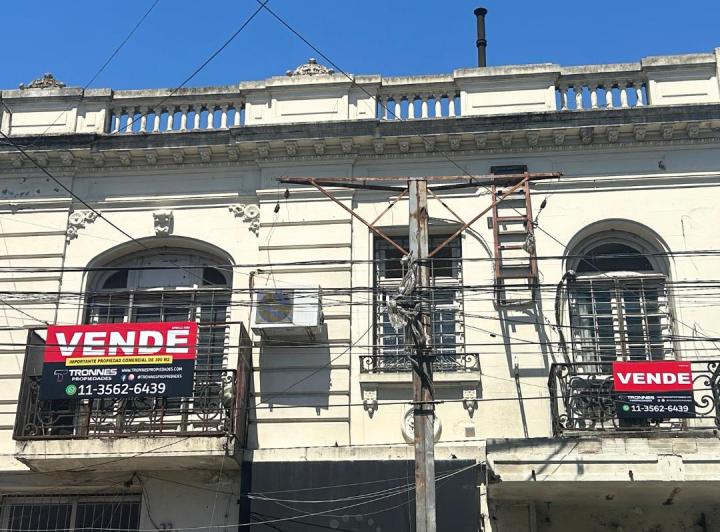 Local comercial · 300m² · 9 Ambientes