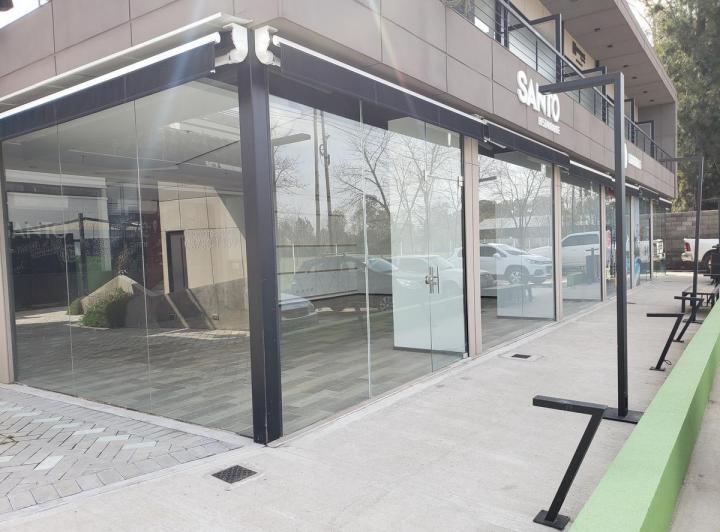 Local comercial · 100m²