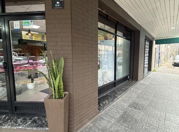 Local comercial · 900m² · 1 Ambiente