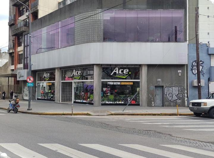 Local comercial · 720m² · 5 Ambientes
