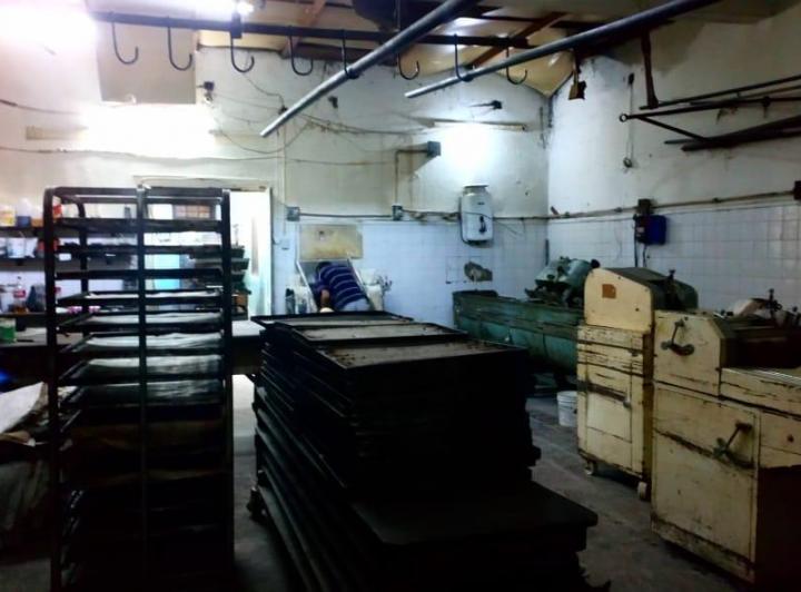 Local comercial · 370ha · 6 Ambientes · 2 Cocheras