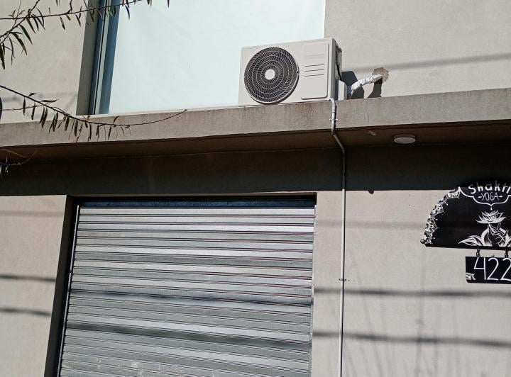 Local comercial · 77m²