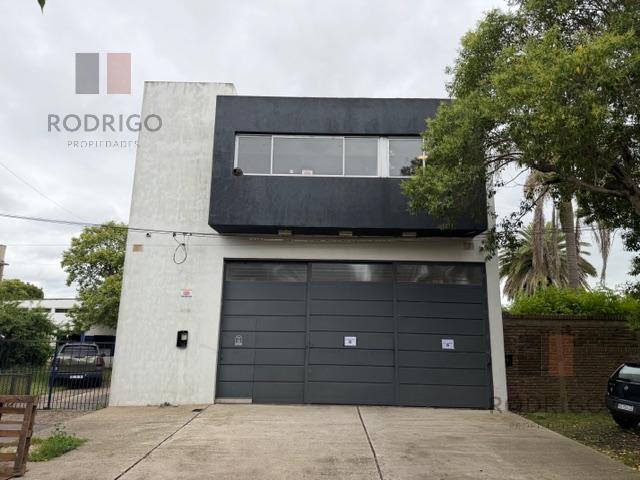 Local comercial · 299m² · 3 Ambientes
