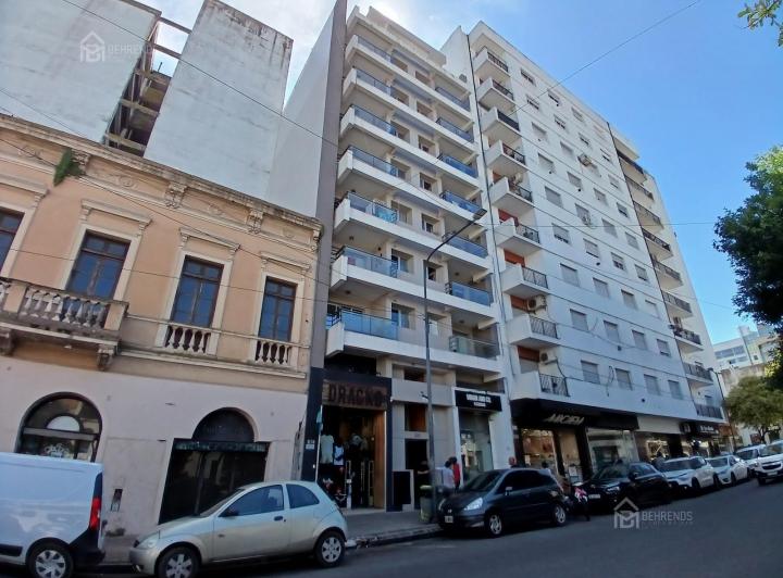 Local comercial · 178m² · 3 Ambientes