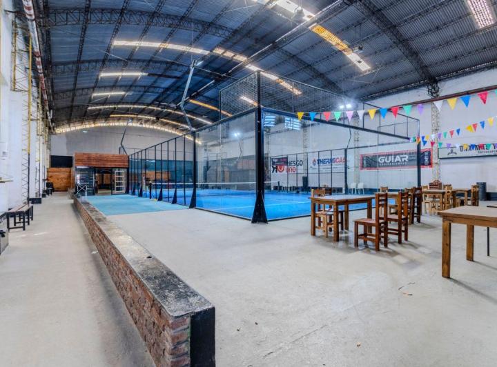 Local comercial · 1288m² · 15 Cocheras