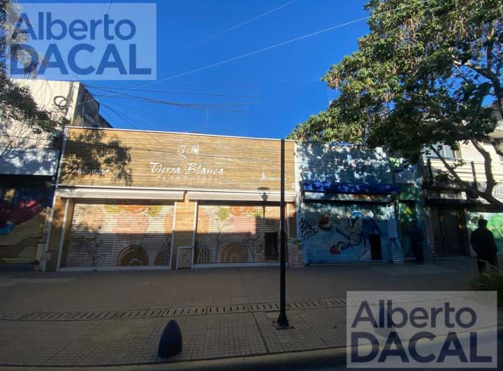 Local comercial · 540m²