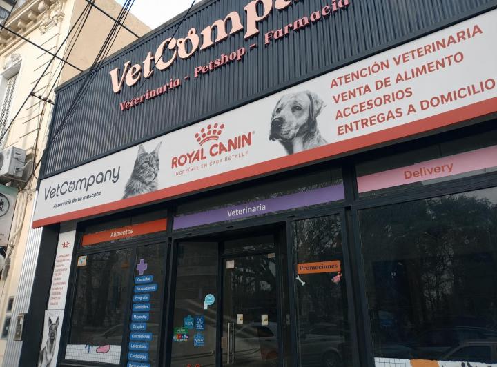 Local comercial · 220m²