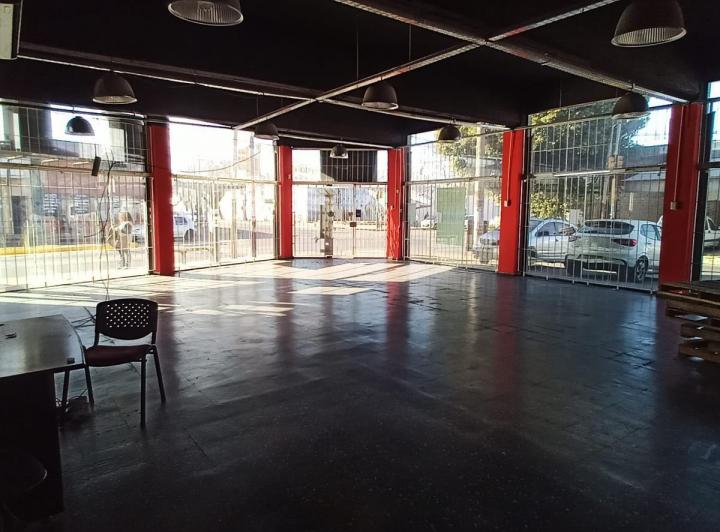 Local comercial · 400m²