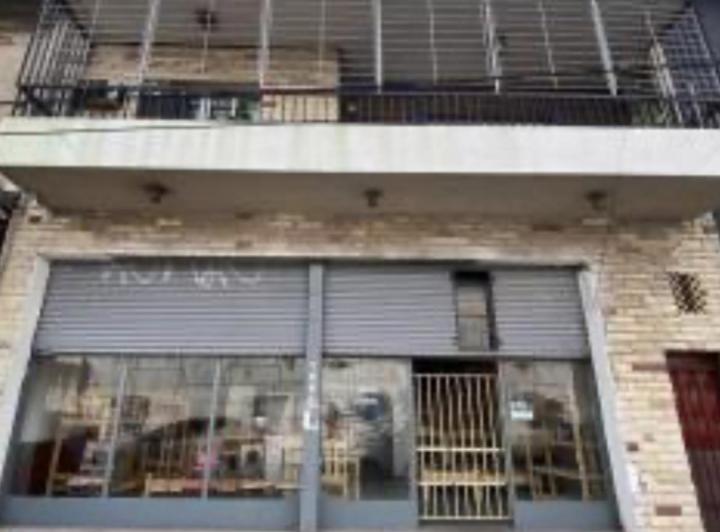 Local comercial · 400m² · 4 Ambientes · 1 Cochera