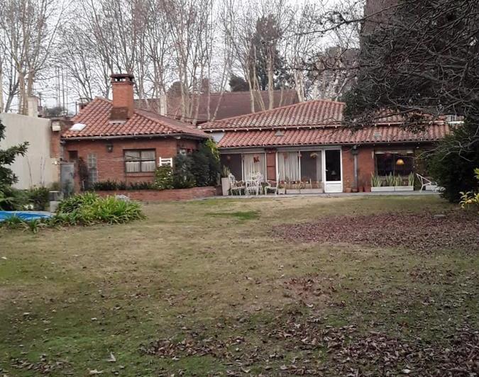 Local comercial · 255m²
