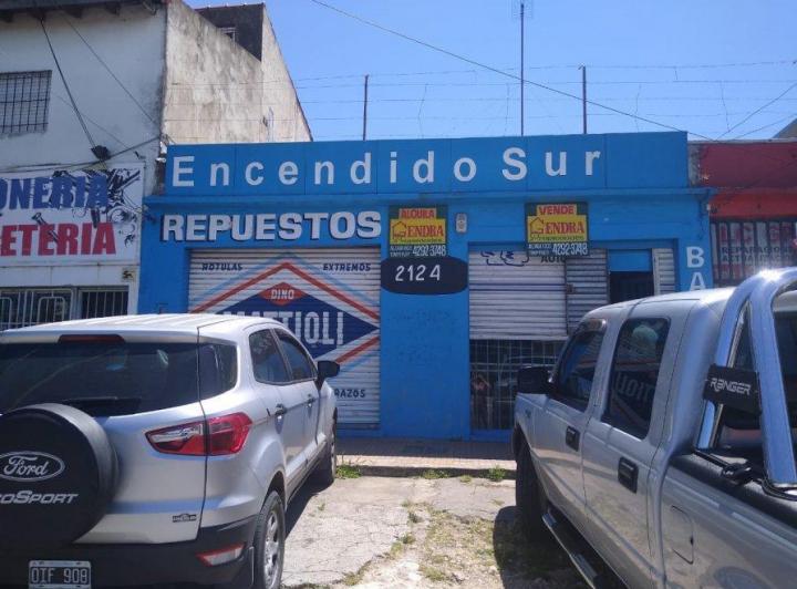 Local comercial · 40m² · 1 Ambiente · 5 Cocheras