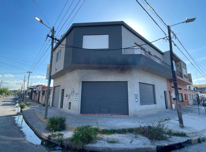 Local comercial · 120m²
